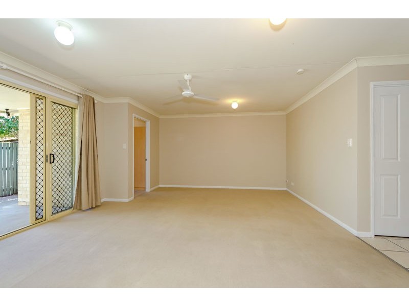 2/23 Shaw Street, New Auckland QLD 4680