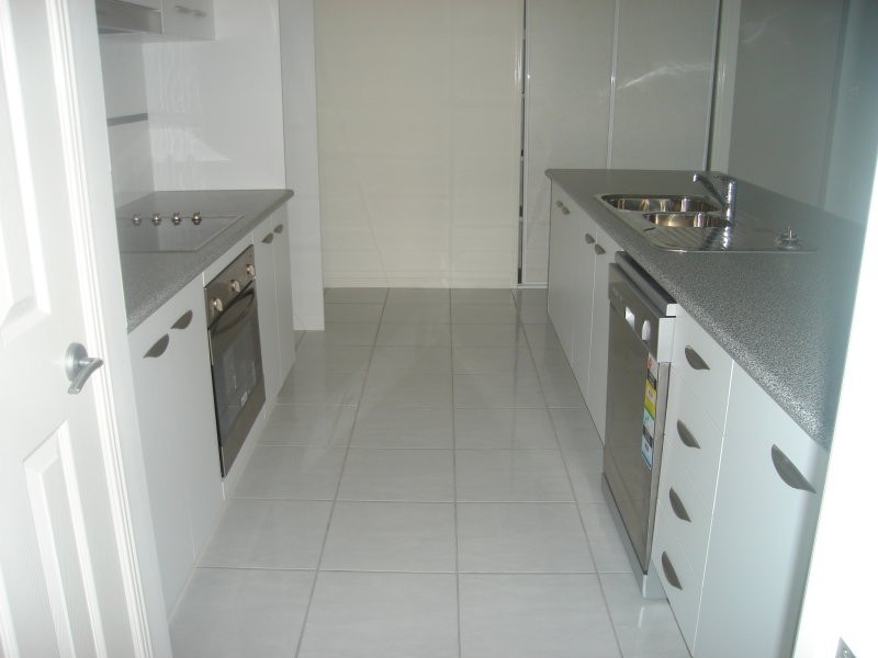 2A Ingra Close, Glen Eden QLD 4680