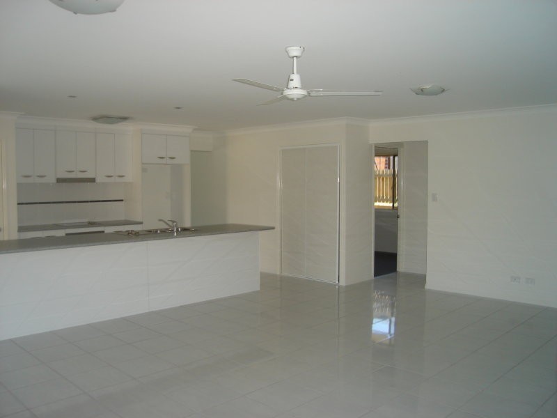 2A Ingra Close, Glen Eden QLD 4680