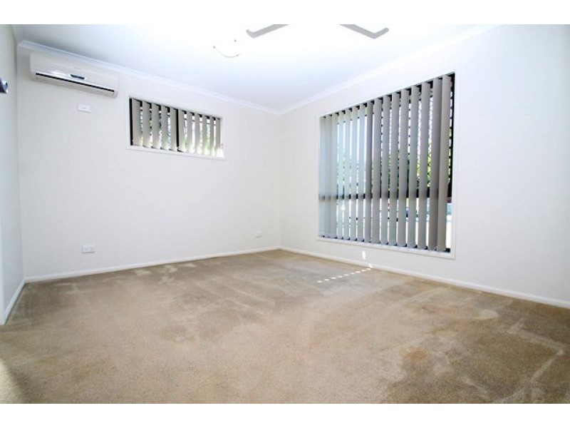 2/1 Valley Vista Court, West Gladstone QLD 4680