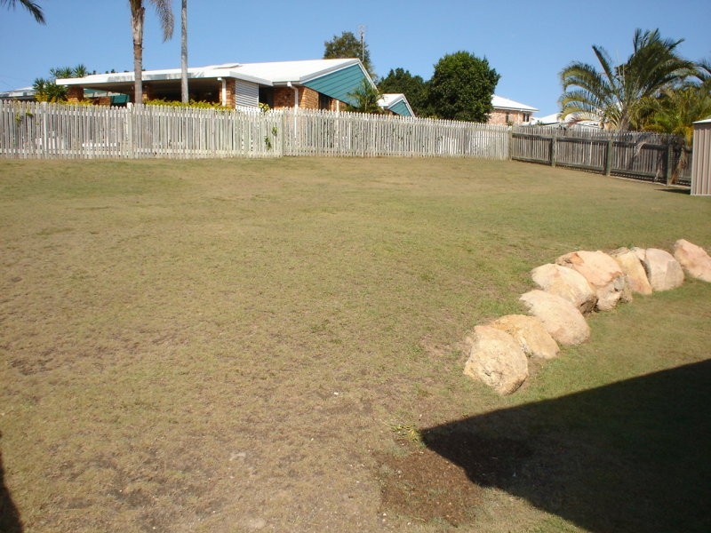 6 Resolute Street, Clinton QLD 4680