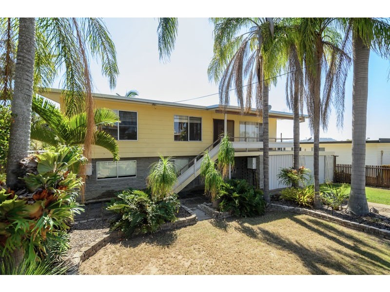 15 Campbell Street, Clinton QLD 4680