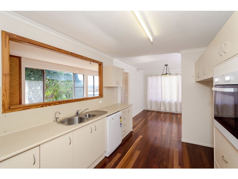 15 Campbell Street, Clinton QLD 4680