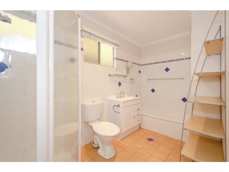 15 Campbell Street, Clinton QLD 4680