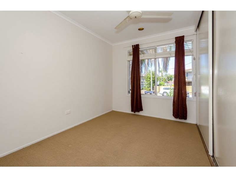 15 Campbell Street, Clinton QLD 4680
