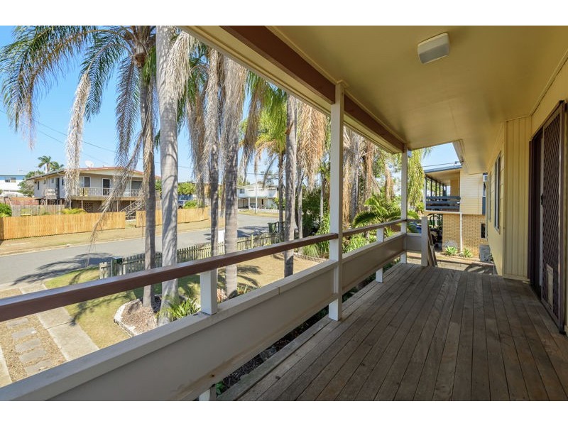 15 Campbell Street, Clinton QLD 4680