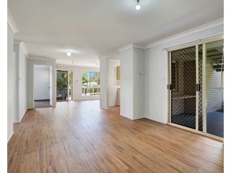 55 Penda Avenue, New Auckland QLD 4680