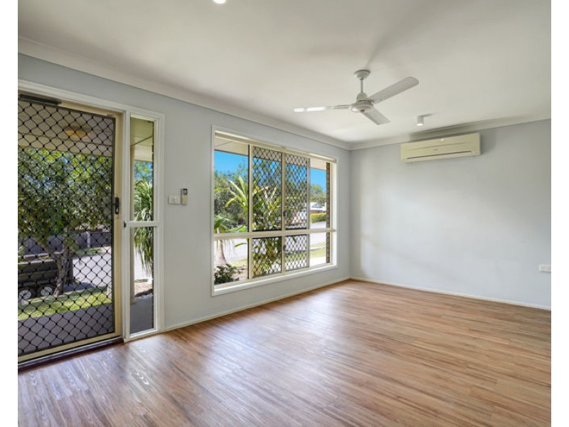 55 Penda Avenue, New Auckland QLD 4680