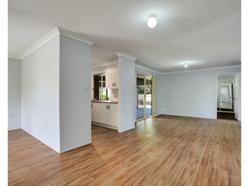 55 Penda Avenue, New Auckland QLD 4680