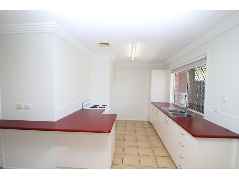 2/20 Mccann Street, South Gladstone QLD 4680