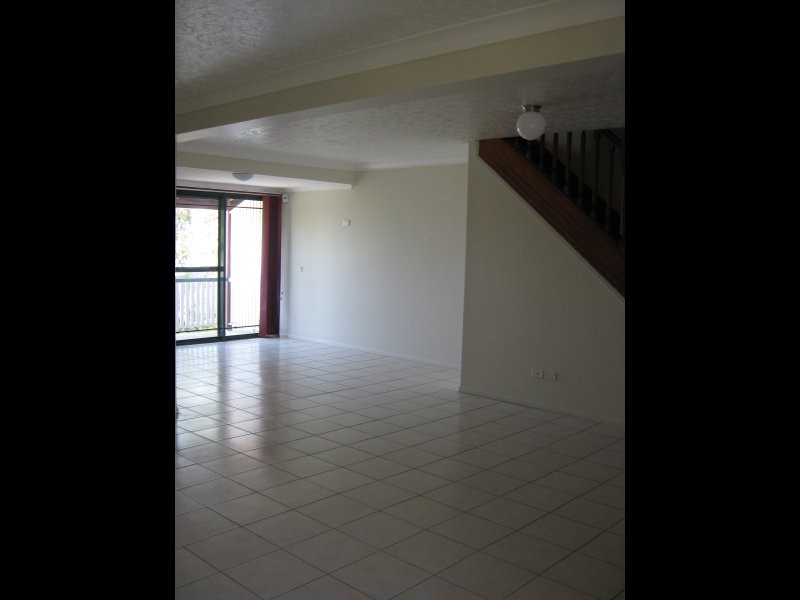 4/11 Rollo Street, Gladstone QLD 4680