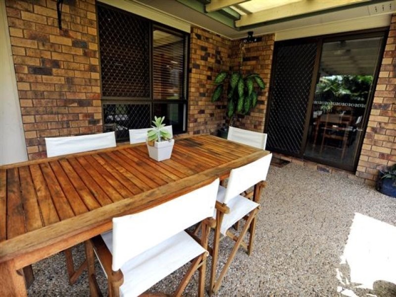 8 Resolute Street, Clinton QLD 4680