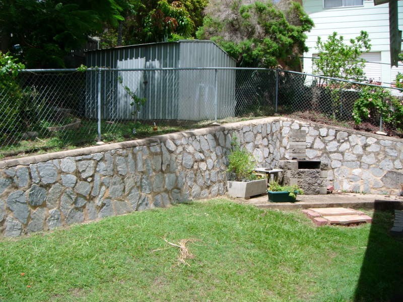 8 Oregon Court, New Auckland QLD 4680