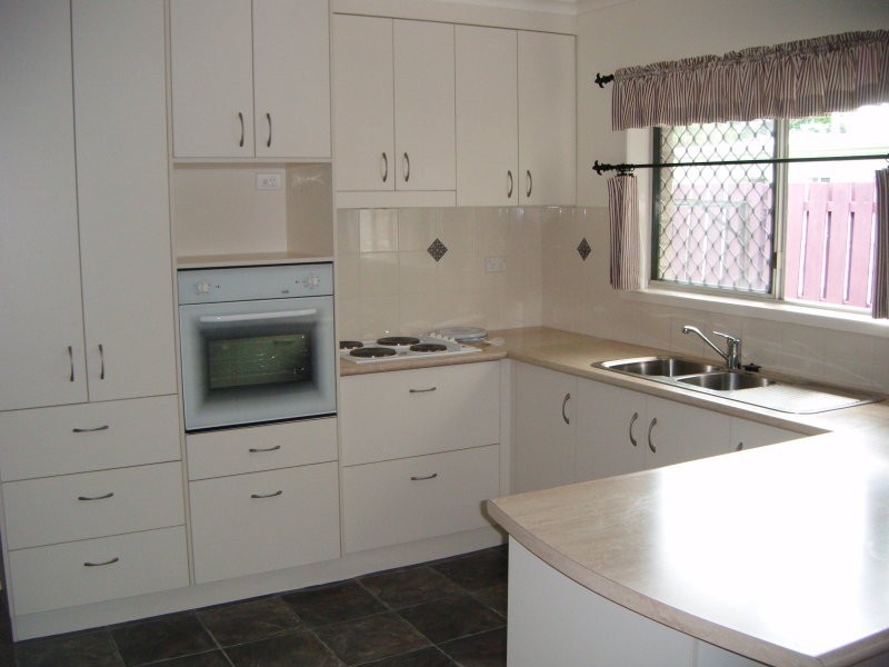 15 Anderson Street, Clinton QLD 4680