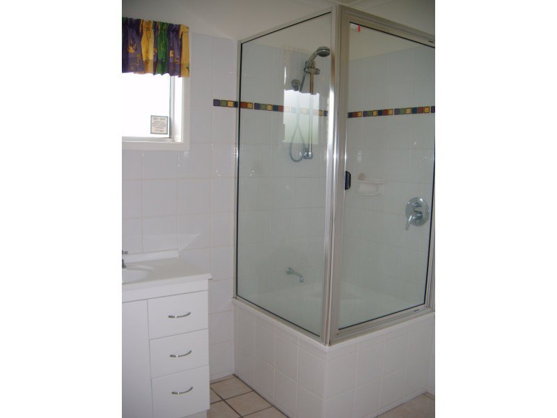 15 Anderson Street, Clinton QLD 4680