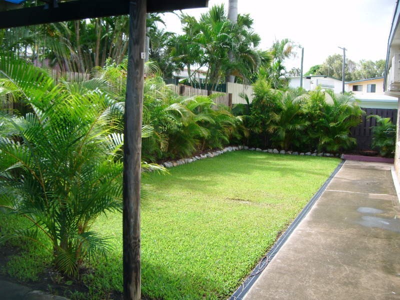 15 Anderson Street, Clinton QLD 4680