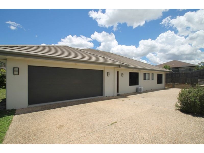 180 J Hickey Avenue, Clinton QLD 4680