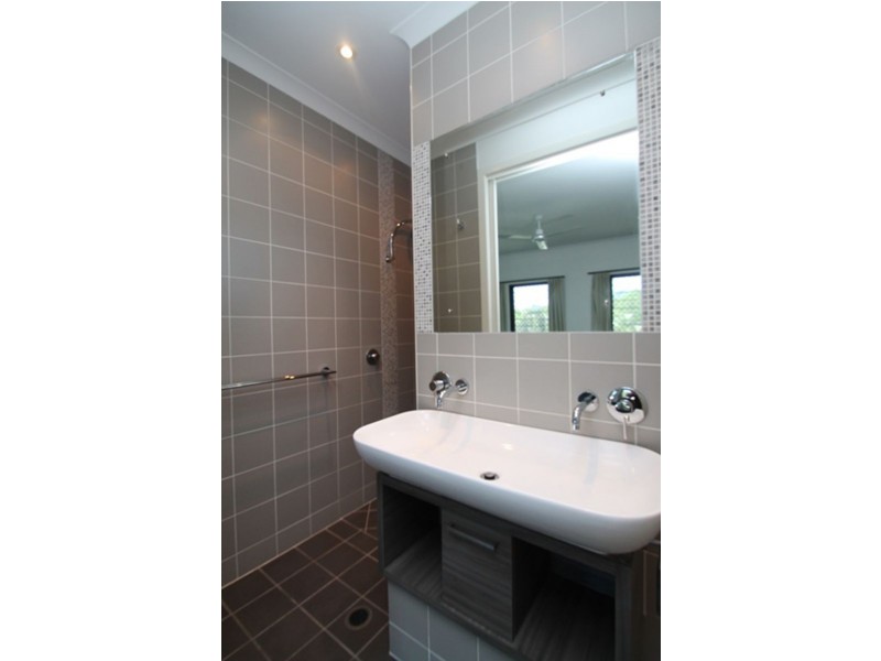 180 J Hickey Avenue, Clinton QLD 4680