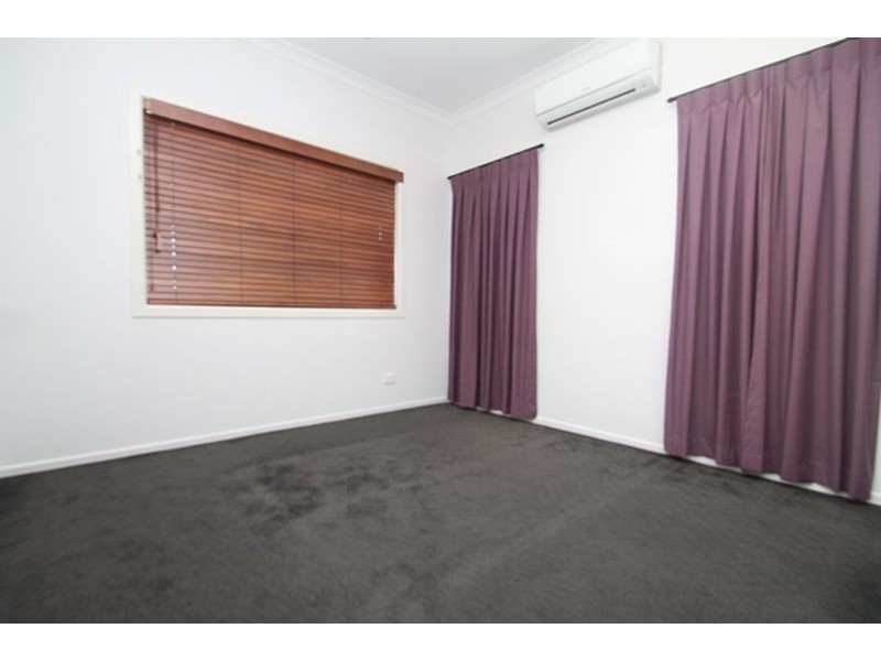 180 J Hickey Avenue, Clinton QLD 4680