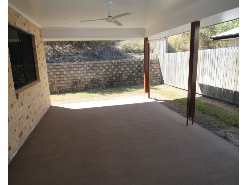 3 Larcom Rise, West Gladstone QLD 4680
