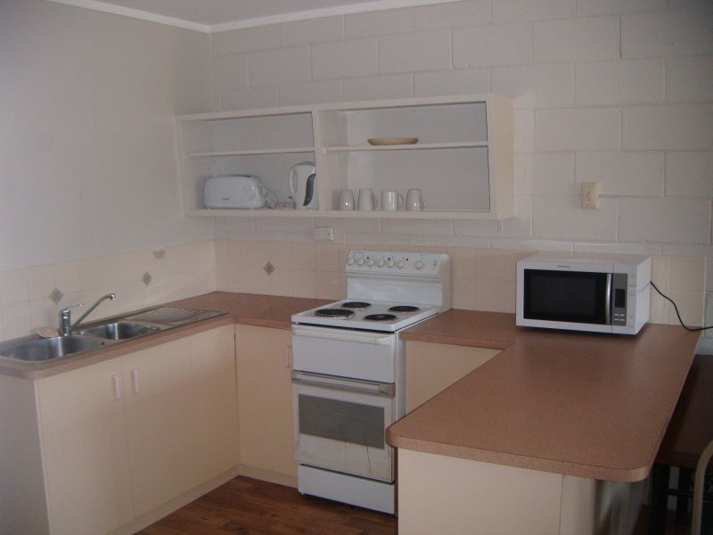 1/41 Busteed Street, West Gladstone QLD 4680