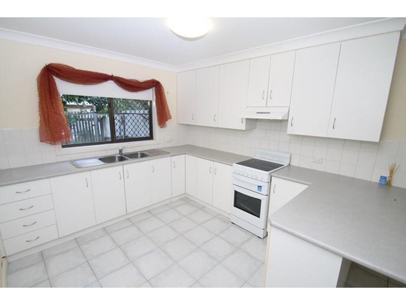 27/7 Nothling Street, New Auckland QLD 4680