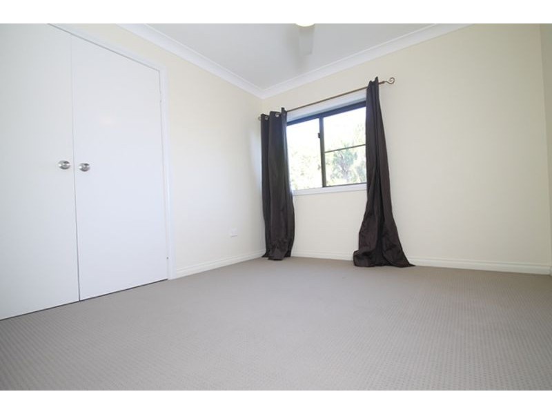 27/7 Nothling Street, New Auckland QLD 4680