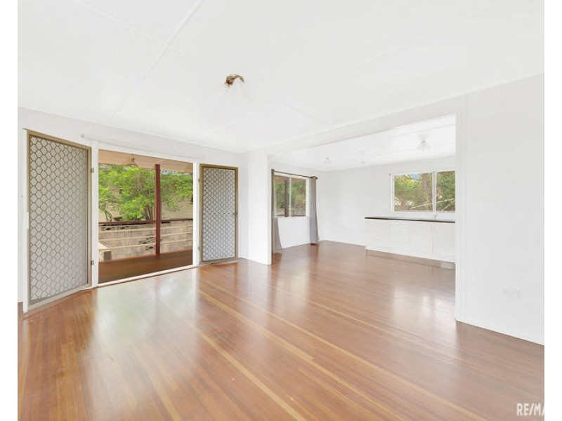 12 Golding Street, Barney Point QLD 4680