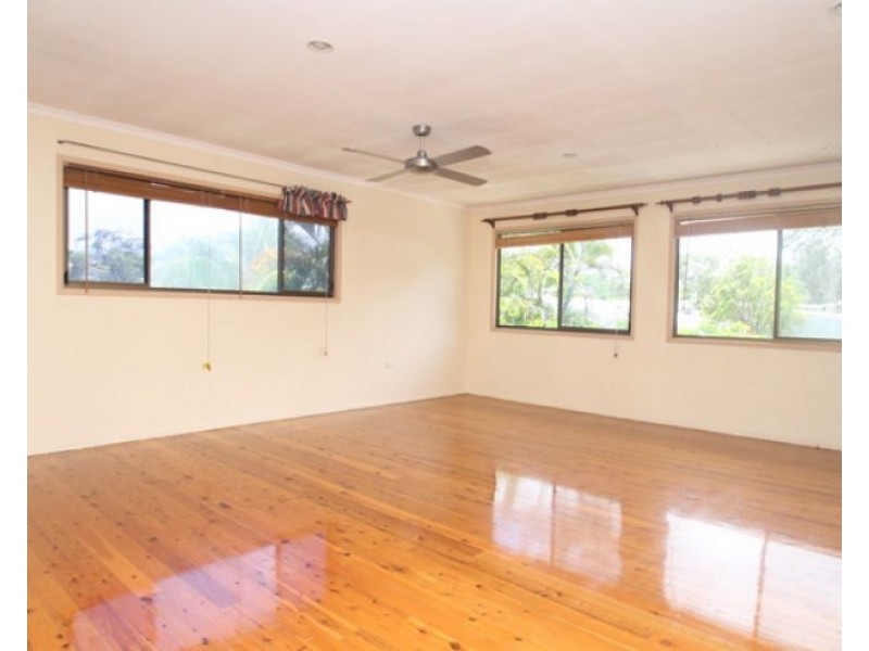5 Cowan Close, South Gladstone QLD 4680