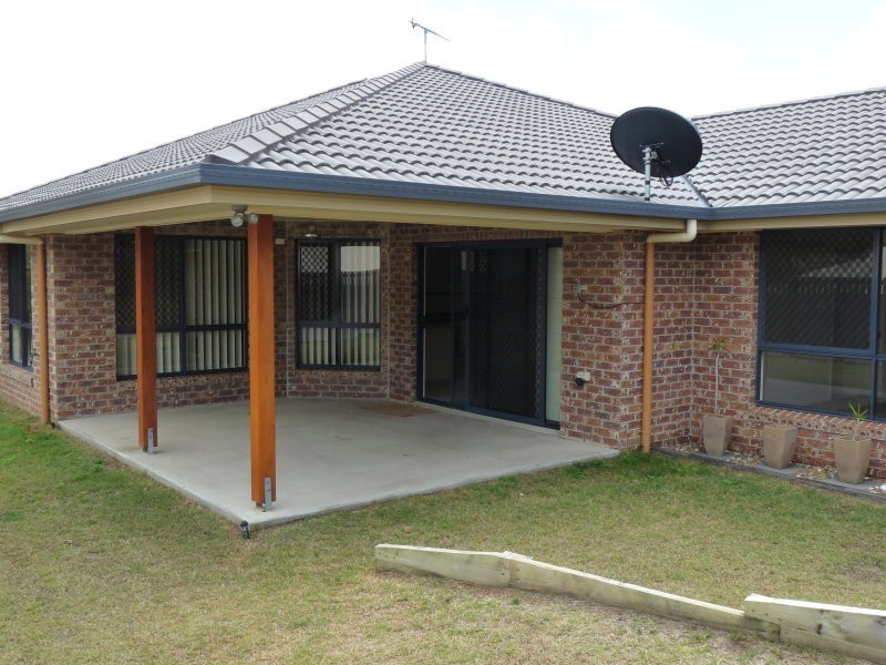 128 Dixon Drive, Telina QLD 4680