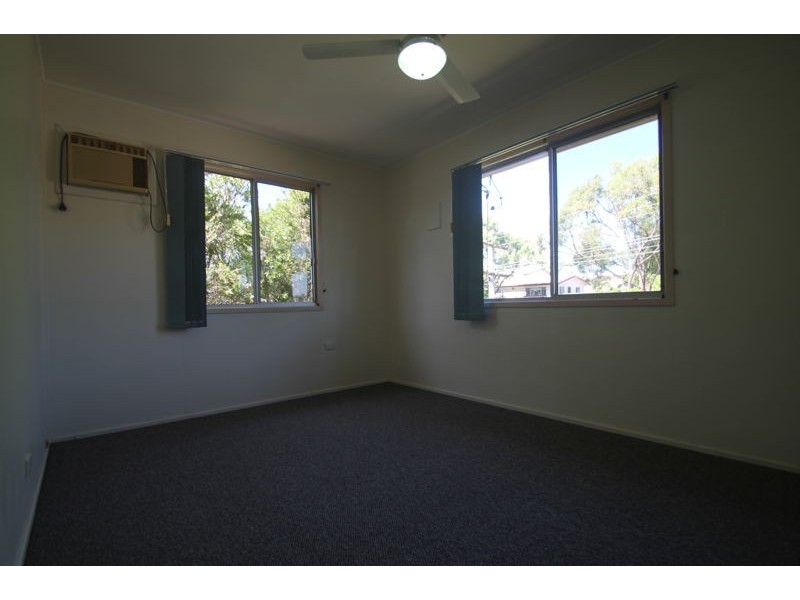 25 Grayson Street, West Gladstone QLD 4680