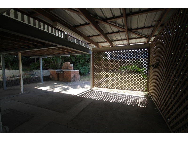 25 Grayson Street, West Gladstone QLD 4680