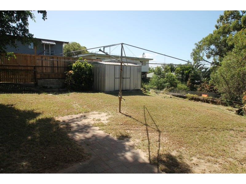 25 Grayson Street, West Gladstone QLD 4680