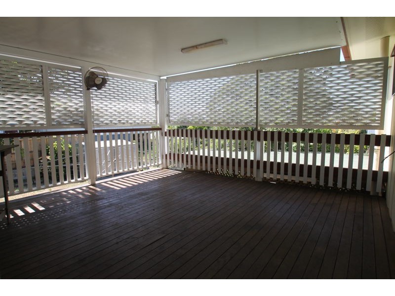 25 Grayson Street, West Gladstone QLD 4680