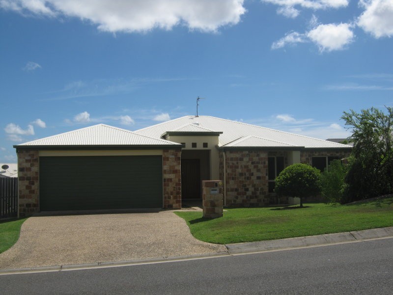 5 Beardmore Place, Clinton QLD 4680