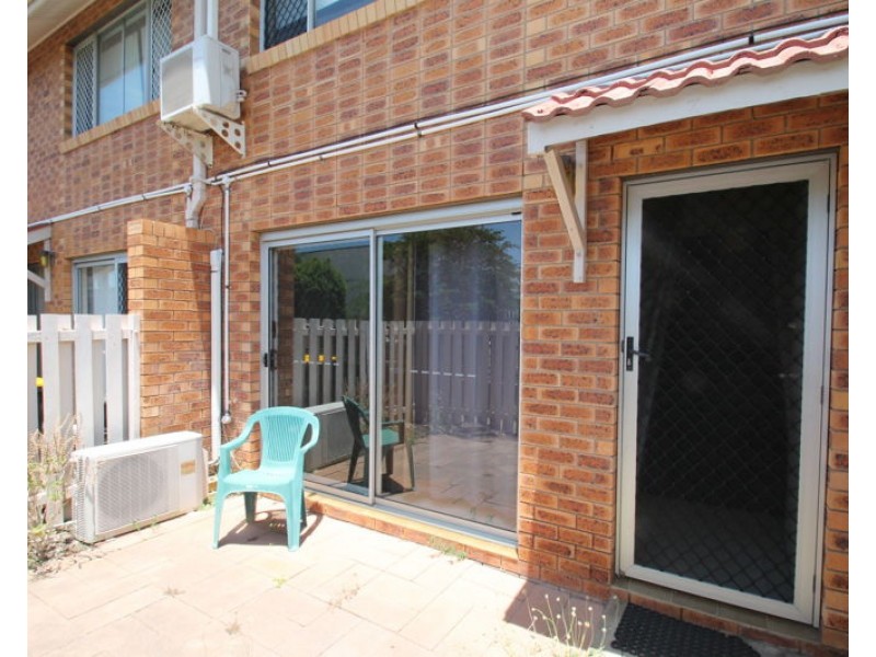 7/7 Eden Street, South Gladstone QLD 4680
