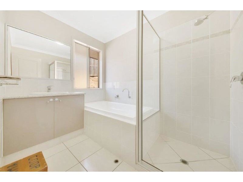 21 Lingwoodock Place, Glen Eden QLD 4680
