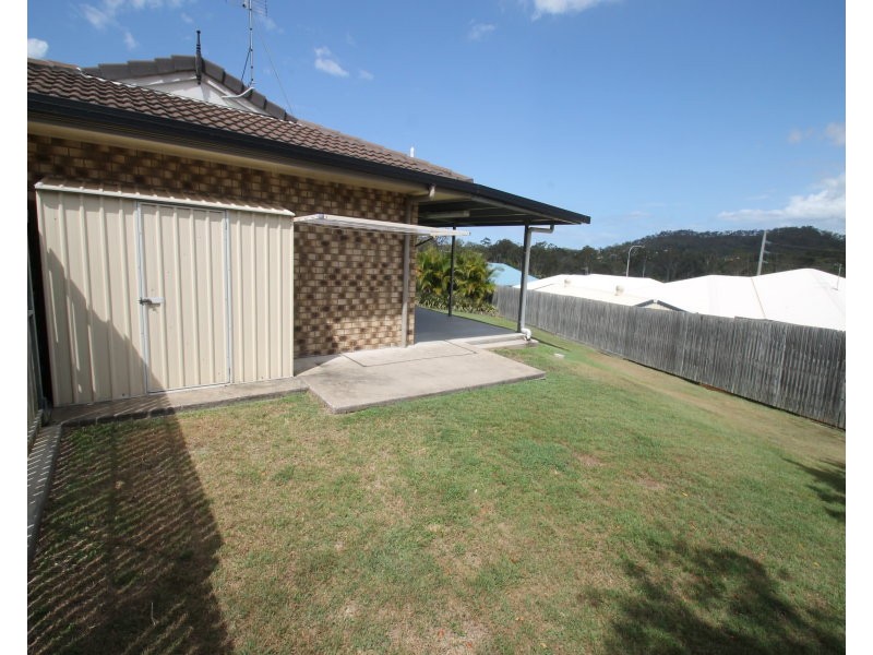 5 Montrose Place, New Auckland QLD 4680