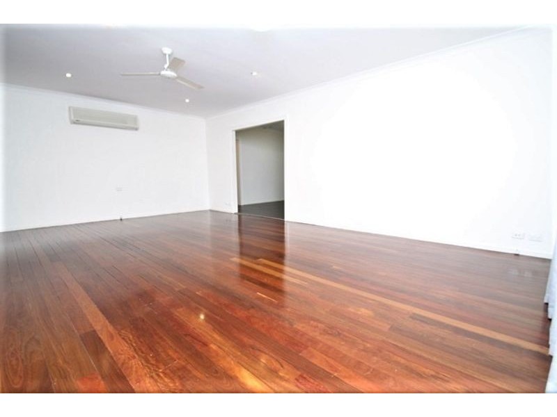 54 Scenery Street, Gladstone QLD 4680