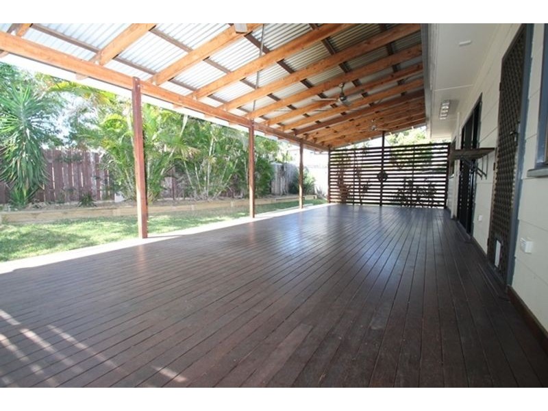 54 Scenery Street, Gladstone QLD 4680