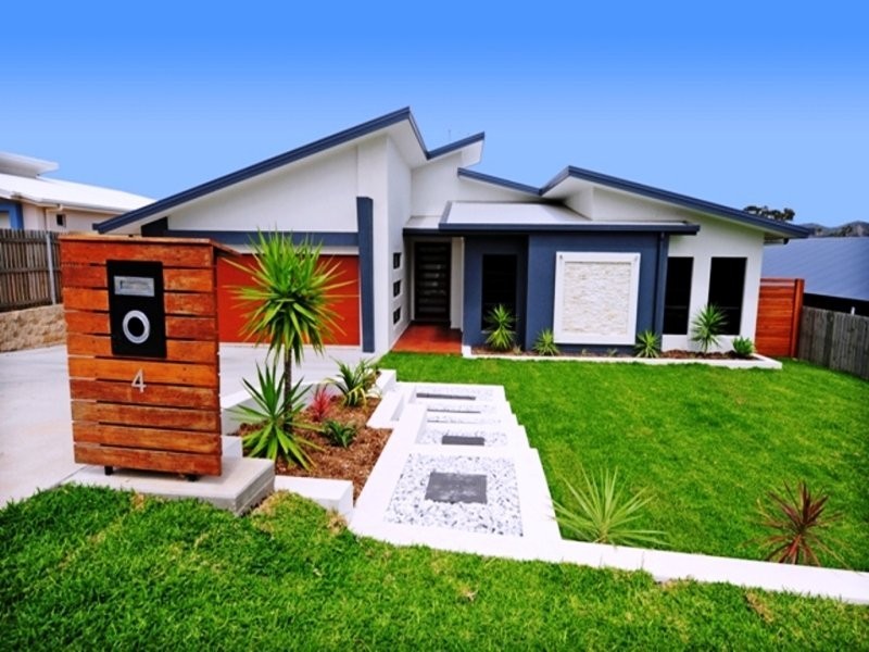 4 Wyara Close, Clinton QLD 4680