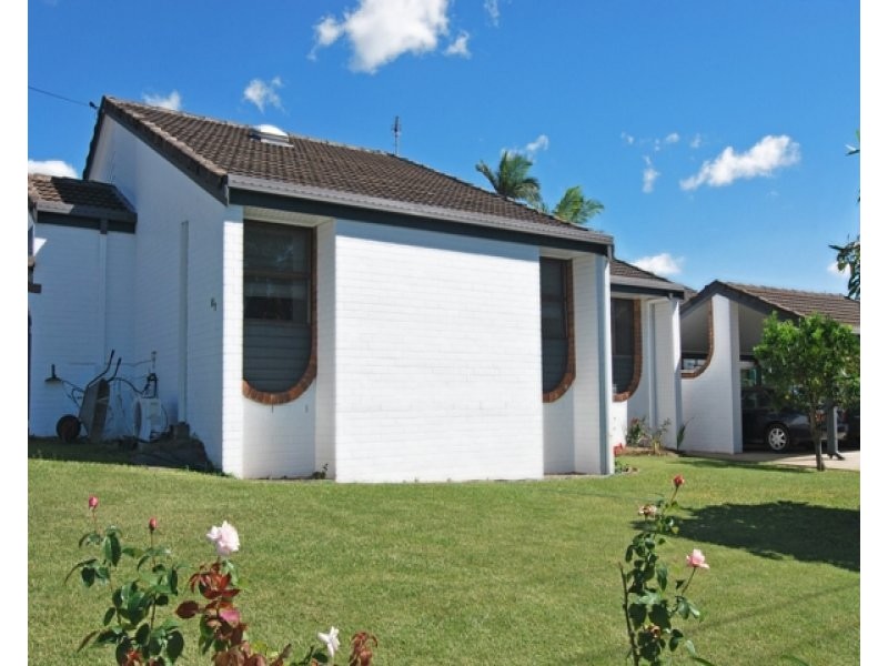 1 Bingera Close, Clinton QLD 4680