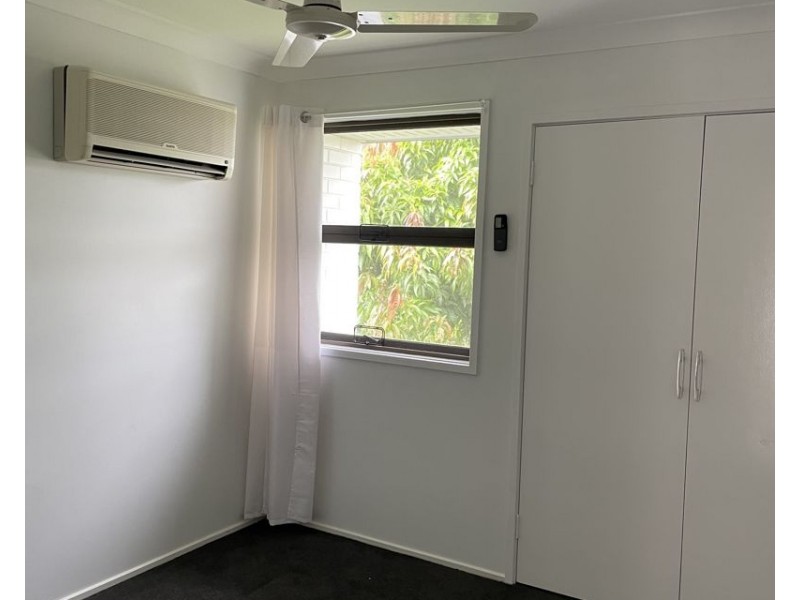 1 Bingera Close, Clinton QLD 4680