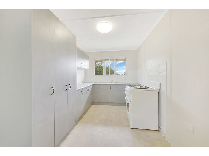 6 Herbertson Street, West Gladstone QLD 4680