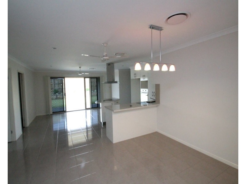 61 Koowin Drive, Kirkwood QLD 4680