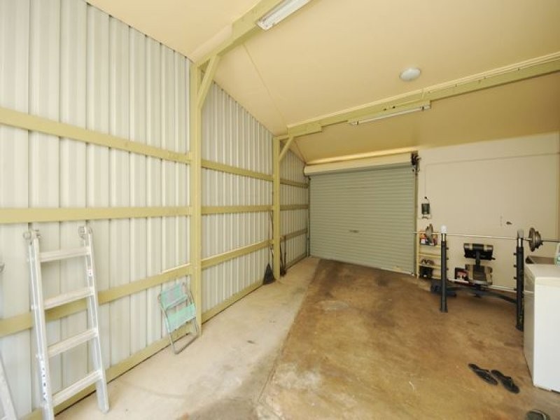 15 Hansen Crescent, Clinton QLD 4680