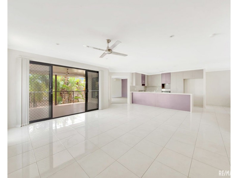 29 Larcom Rise, West Gladstone QLD 4680