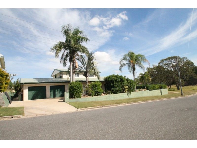 1 Pine Avenue, West Gladstone QLD 4680