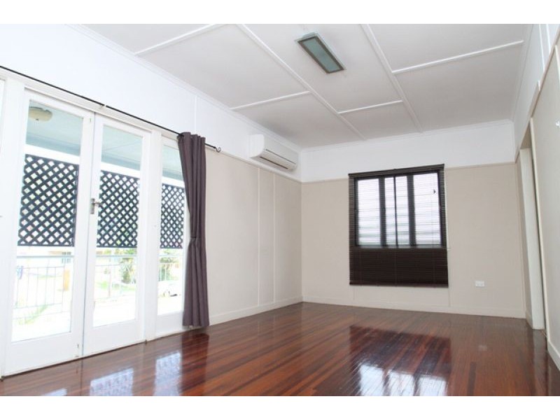 4 Lyons Street, South Gladstone QLD 4680