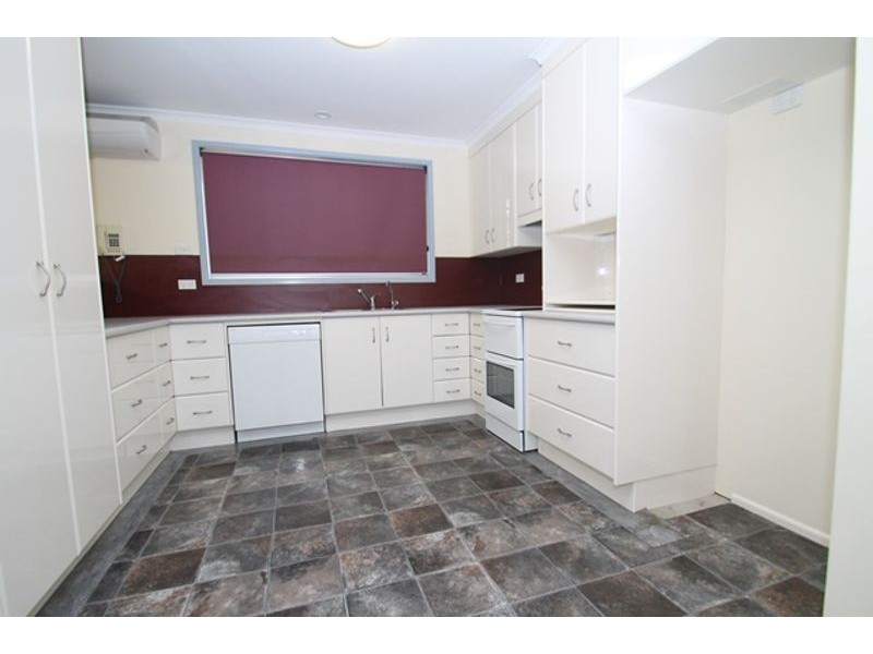 84 J Hickey Avenue, Clinton QLD 4680